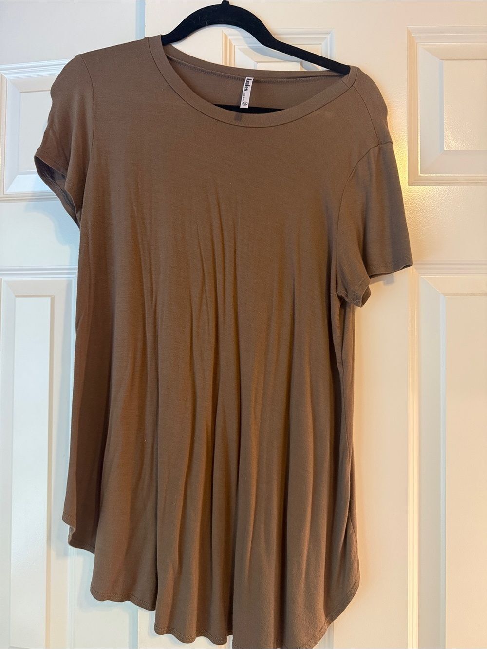 Azules Brown Short-Sleeve Swing Tee